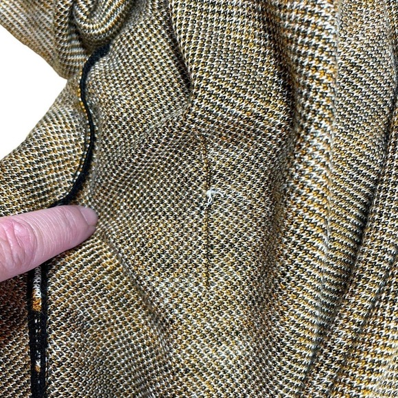 Joseph A. Women's Black Multi Floral Turtleneck Sweater Size M NWT Rtl $78 - Picture 12 of 15